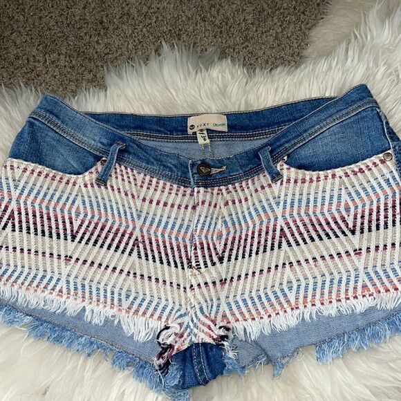 Roxy Shorts Womens size 30 jeans Aztec Woven embroidered denim - Picture 3 of 11